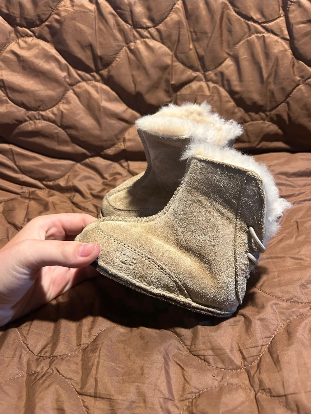 UGG Kids Sheepskin Lined Boots in Chestnut Brown with Cream Fur
